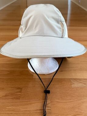Sunday Afternoons Sun Hat Neck Protector Size Medium
